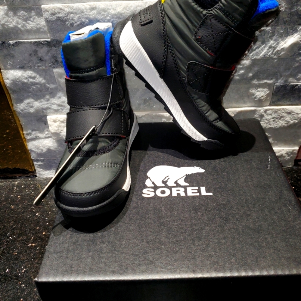 Brand new Sorel children's Whitney II strap boot